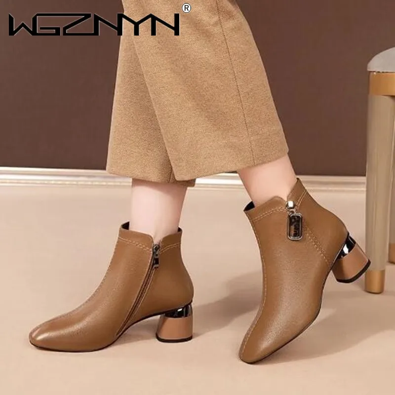 

Women Fashion Handmade Retro Pointed Toe Brown Leather Metal Decoration Short Ankle Boots with Side Zipper Lady Classic Boots