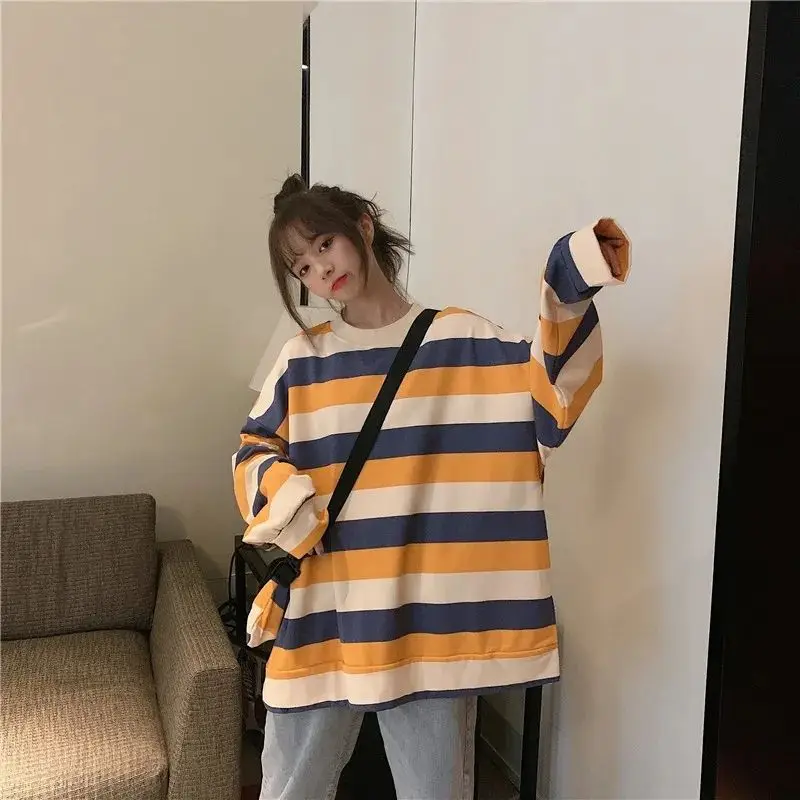 

2021 Spring Autumn Long SleeveT-shirt Stripe Printing New Korean Harajuku Graphic Tees Women Streetwear Top Fashion Goth Gothic