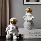 Статуэтка астронавта из смолы, миниатюрные фигурки космонавта для спальни, офисного стола, декоративные аксессуары, подарки, статуэтка астронавта