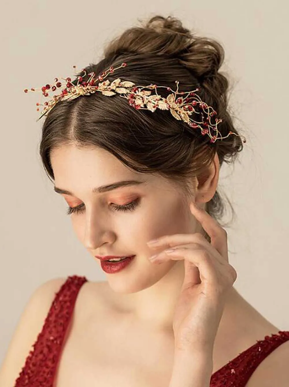 Свадебный головной убор с красными бусинами и кристаллами повязка на голову