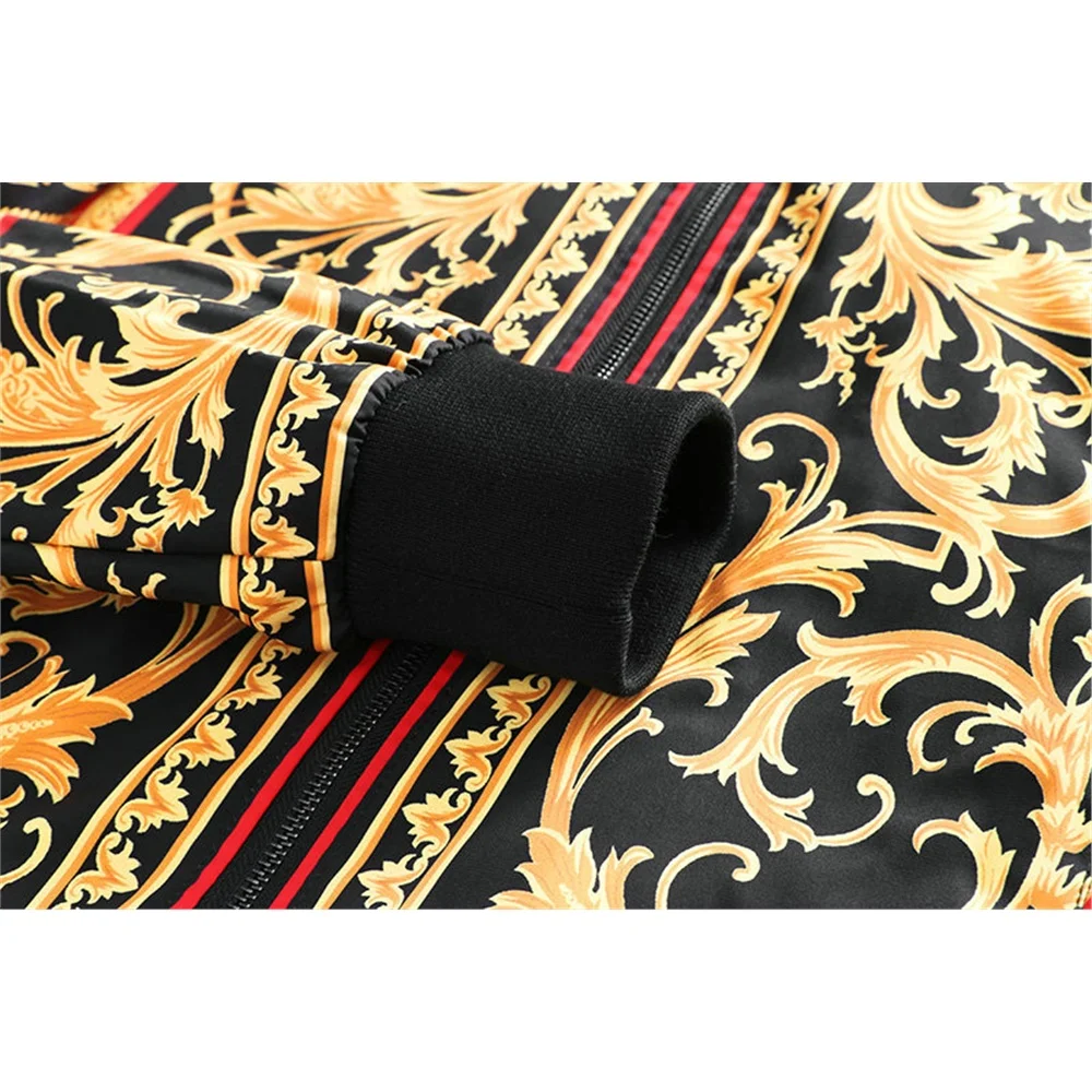 

High Quality 2020 Golden digital Printed Jacket Coat Men Designer Jackets Sports Hoodie Zipper Windbreaker Mens Hoodies Outwear