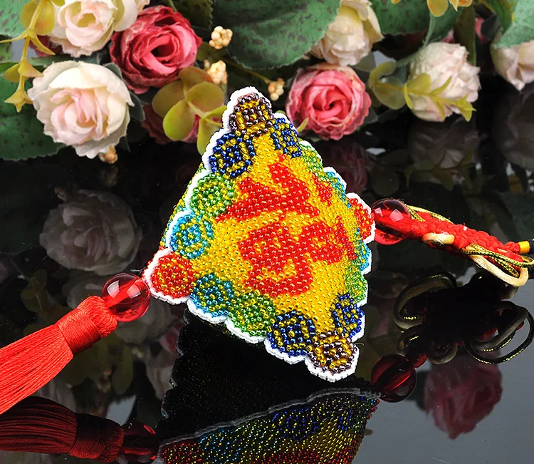 

017 Cross-stitch Cross Stitch Kits Embroidery Set for Needlework Beads Homefun Decorations Printed Car Pendant Bead Stitch