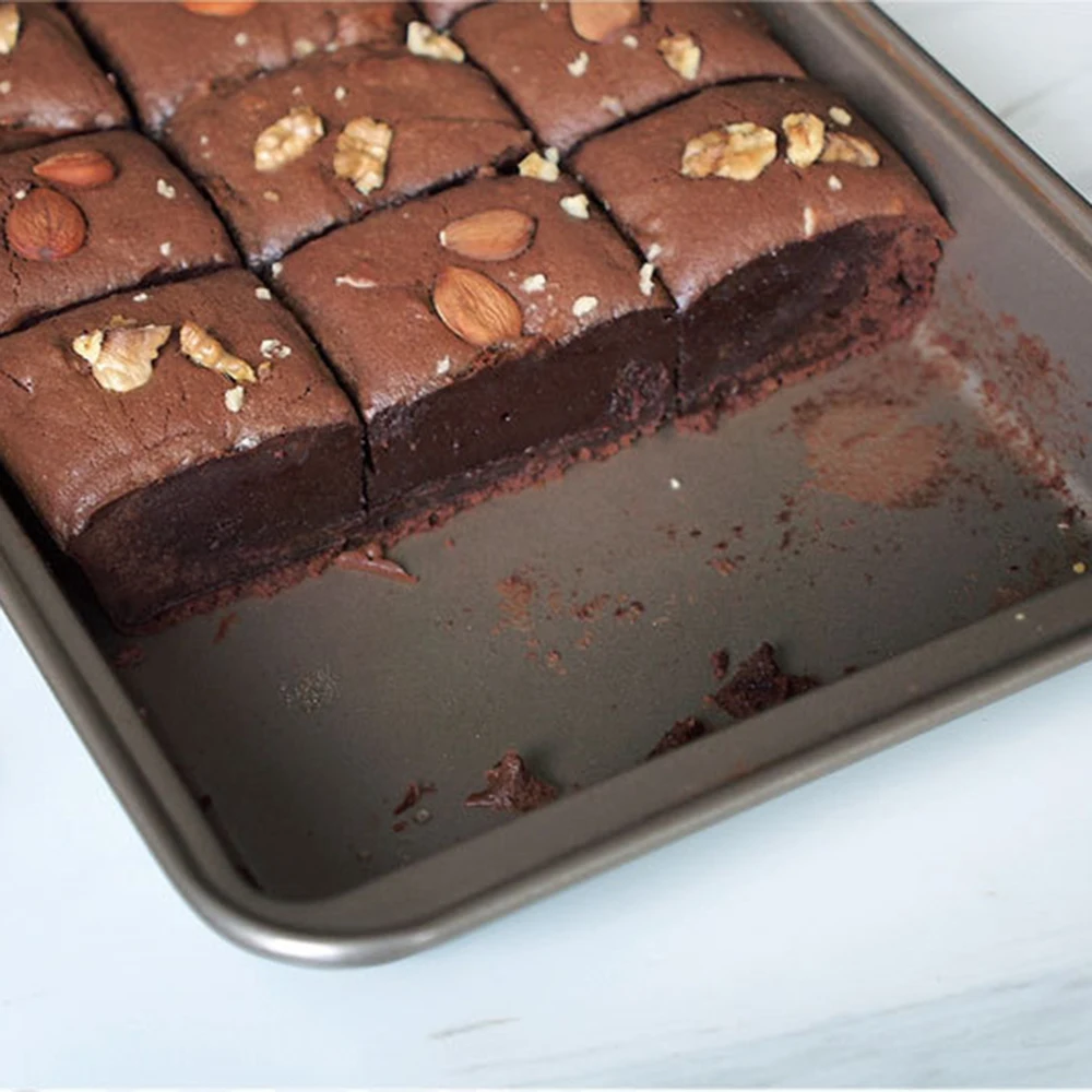 

Professional Bakeware Chocolate Cake Mold Square Lattice Baking Tools Easy Cleaning Brownie Baking Pan