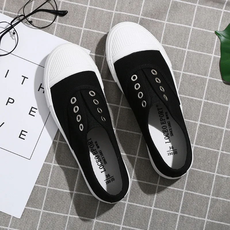 Женские парусиновые кроссовки с толстой подошвой осенние модные белого/черного