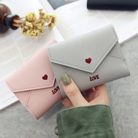 

Модный простой женский короткий кошелек с вышивкой надписью Love ck