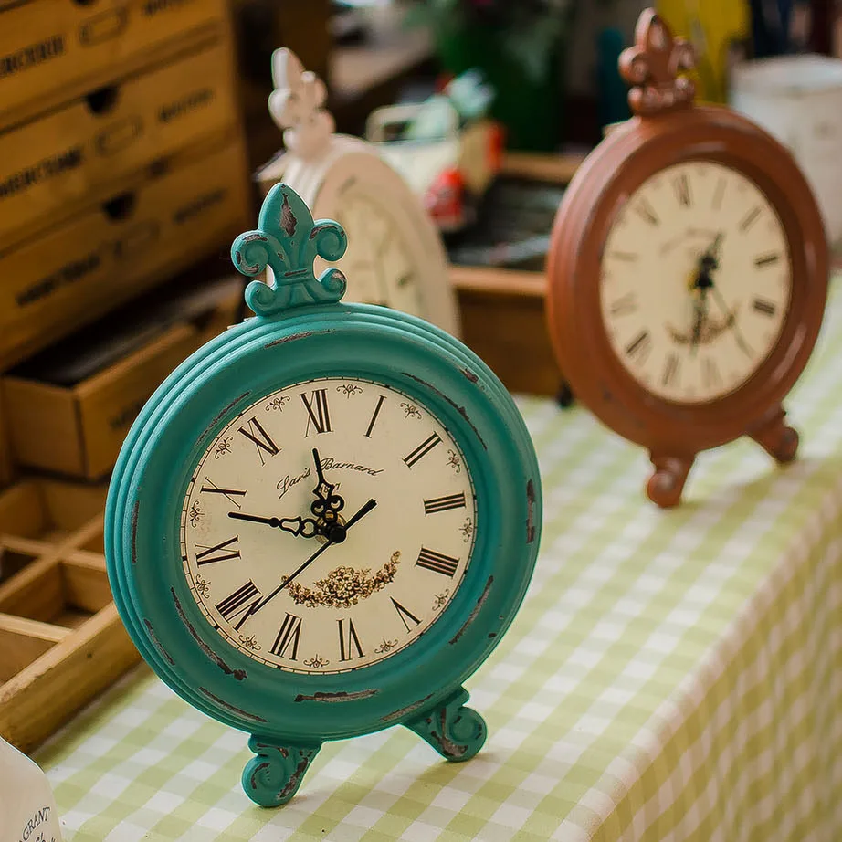 Деревянные состаренные настольные часы подарки поделки украшение в