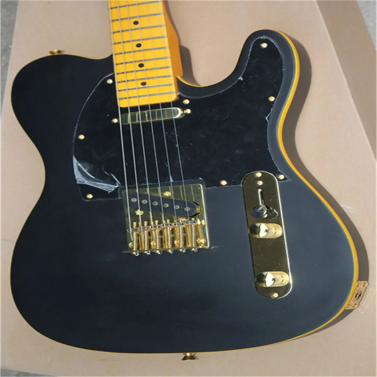 

Классическая электрическая гитара, стиль TL, корпус из липы, Кленовая шея, черная матовая краска, пользовательская гитара, бесплатно