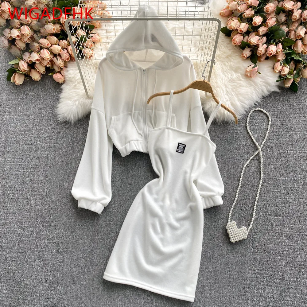 

Повседневный Спортивный костюм для женщин, модель сезона осень 2021 года, повседневное женское платье на бретелях, модный костюм из двух пред...