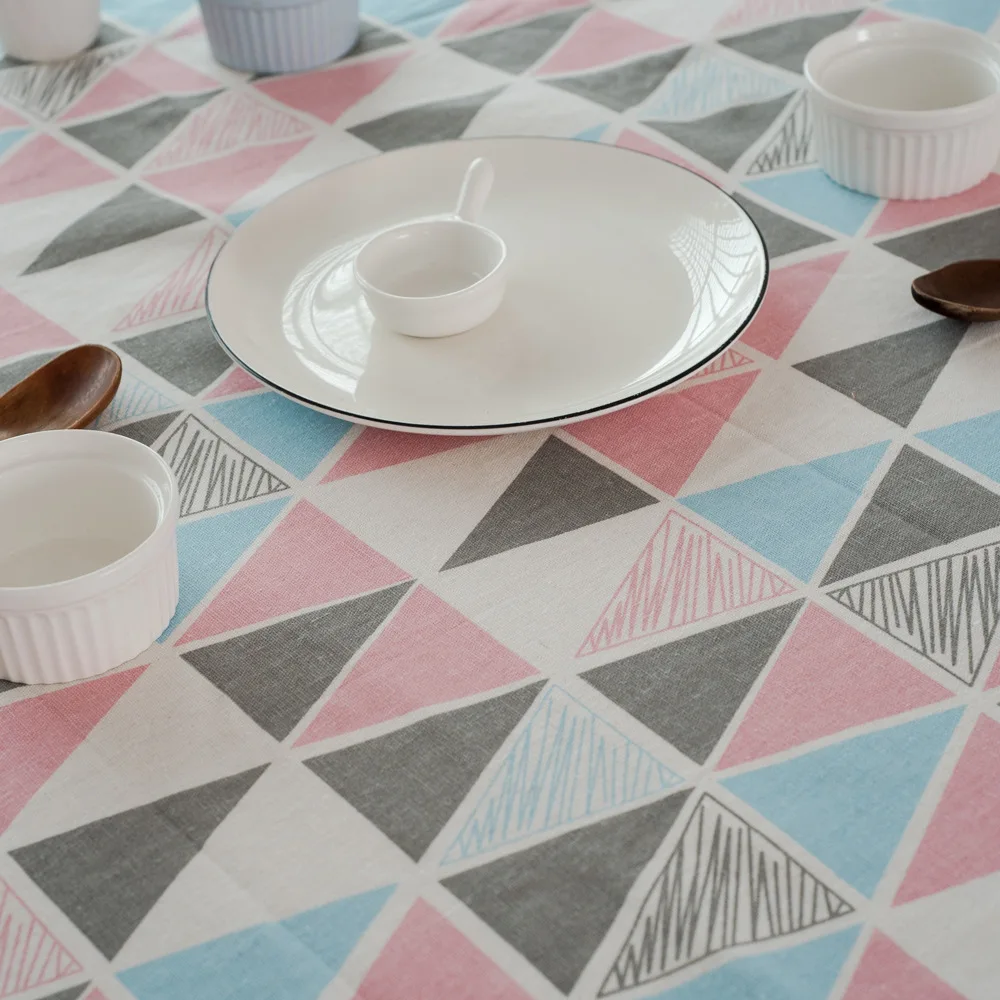 Скатерть прямоугольная с геометрическим принтом современное хлопковое
