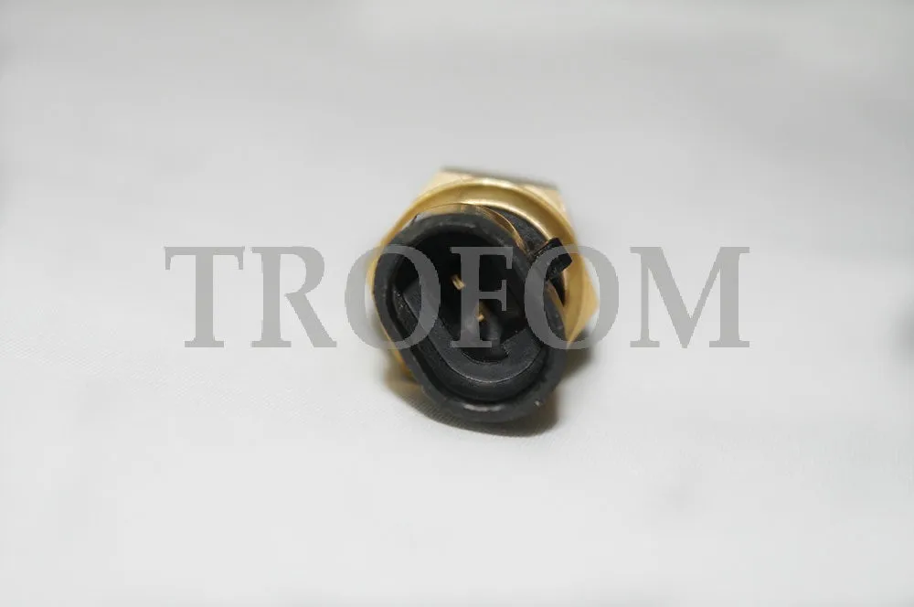 Датчик температуры воды охлаждающей жидкости для Alfa Romeo 145 Fiat Punto LANCIA Vauxhall Astra Frontera
