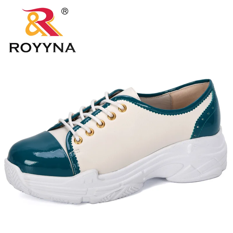 

ROYYNA 2019 New Designers Fashion Women Sneakers Lace Up Shoes Casual Shoes Ladies Microfiber Woman Flats Leisure Footwear Comfy