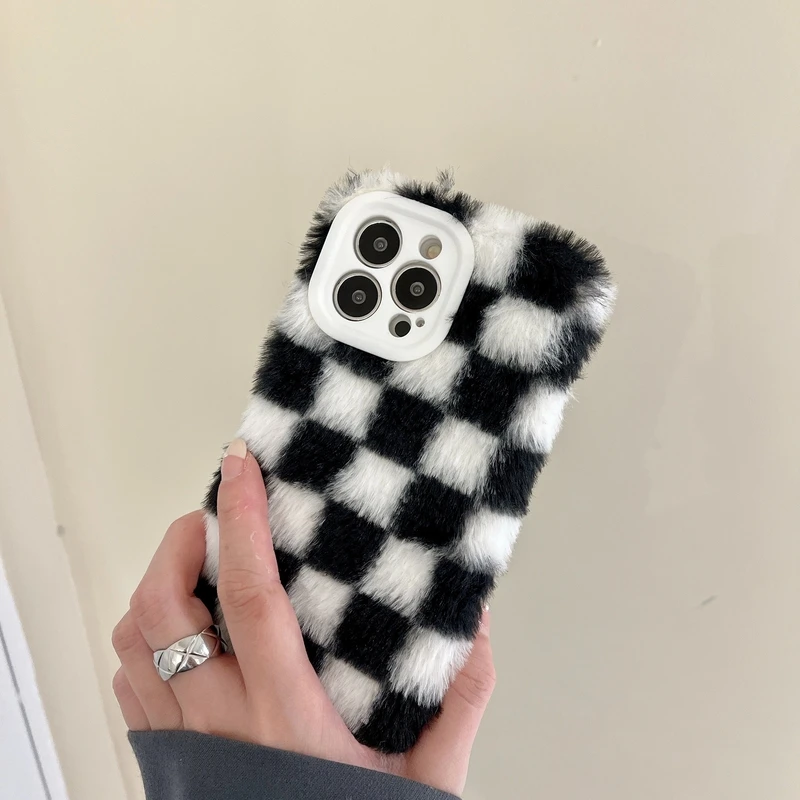 

Winter Warm Plush Retro Chessboard Korea Phone Case For iPhone 13 12 11 Pro Max X Xr Xs Max Funda Coral Furry Fuzzy Soft Cover