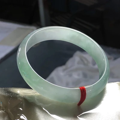 

zheru jewelry natural Myanmar jadeite 54-64mm light green two-color bracelet elegant princess jewelry best gift