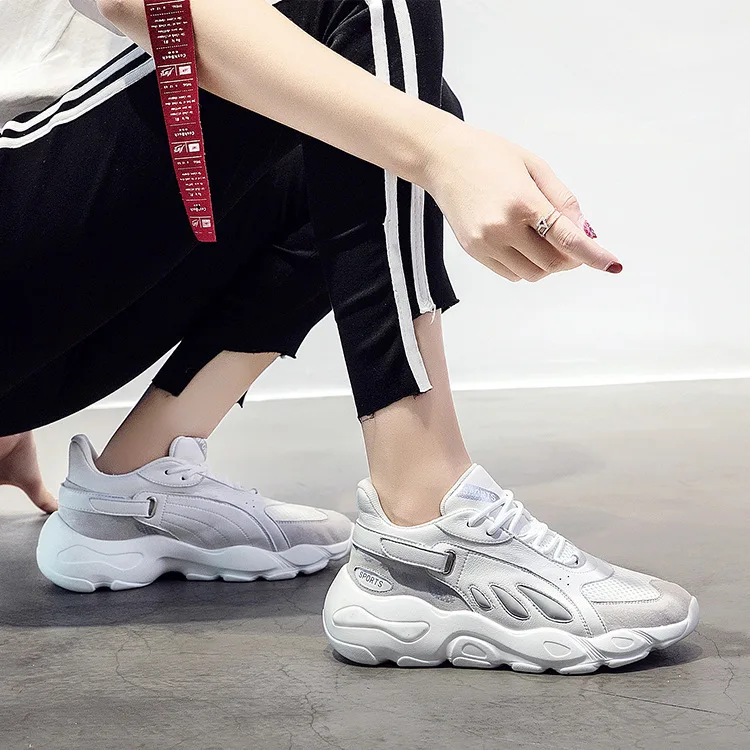 2019 Осенняя спортивная обувь из натуральной кожи женская на плоской подошве