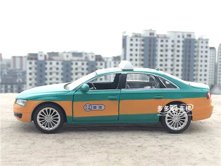 1:32 Масштаб Audi A8 супер такси полиция литая модель автомобиля с вытягиванием назад звуковой светильник коллекция подарок для детей