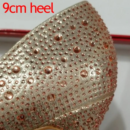 Gold 9cm Heel Красные туфли-лодочки с острым носком, украшенные кристаллами; роскошные стразы; свадебные туфли Золушки на каблуке; Свадебная женская обувь на шпильке; HZXINLIVE - Цвет: Gold 9cm Heel