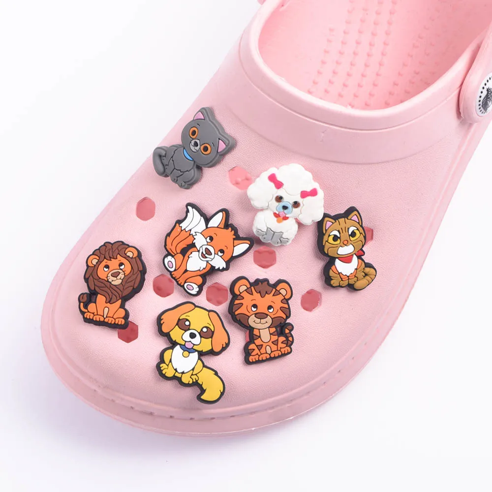 2021 Cute Animal Croc Shoes Charms Girl Boys Fruits Gift Shoe Charm Accessories Kid's Apple Toys Decoration Lovely Dogs Cats 