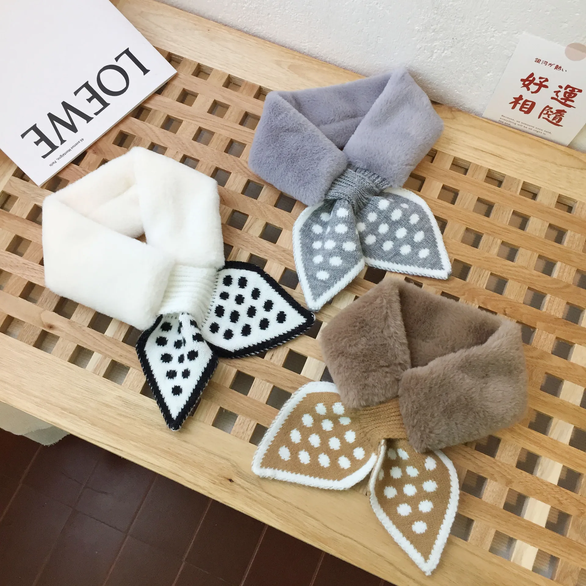 

Soft Plush Baby Girl Scarf Winter Faux Fur Cute Dot Collar Children Neck Warmer Kids Scarves Outdoor Neckerchief