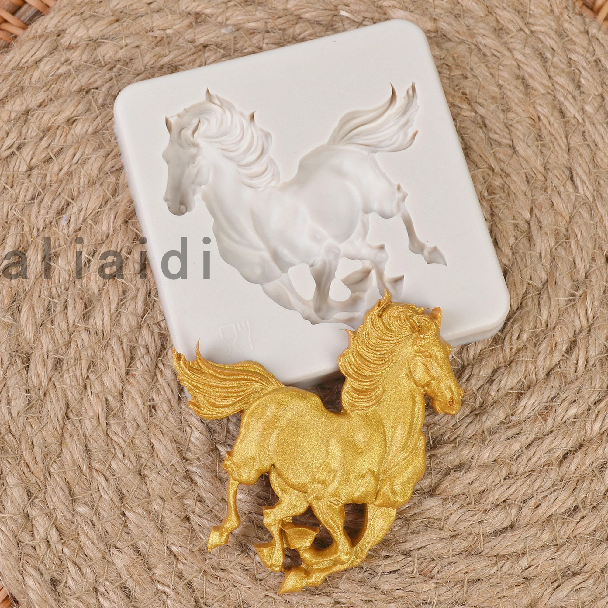

3D Horse Silicone Cake Molds DIY Fondnat Mould For Chocolate Clay Cake Decorating Tools Pastry Kitchen Baking Accessorie X101