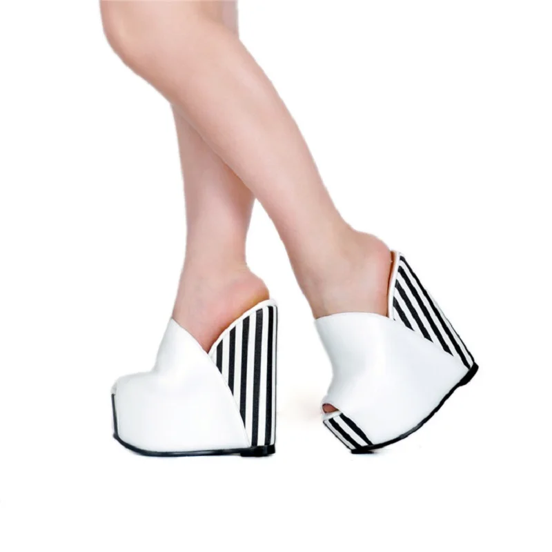 Оригинальные соблазнительные женские босоножки модные стильные туфли в полоску