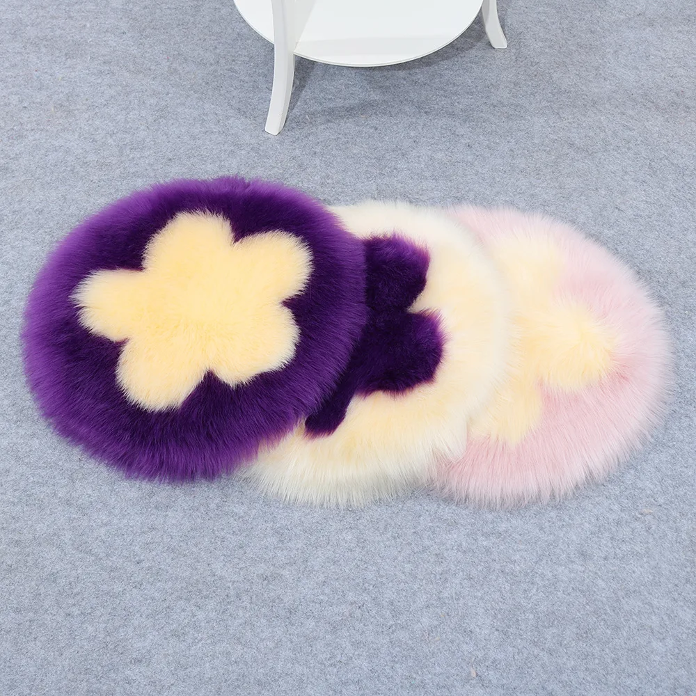 

Modern Style Home Decoration Stitching Fashion Imitation Wool Round Carpet Cute Plum Cushion Living Room Children's Room Carpet