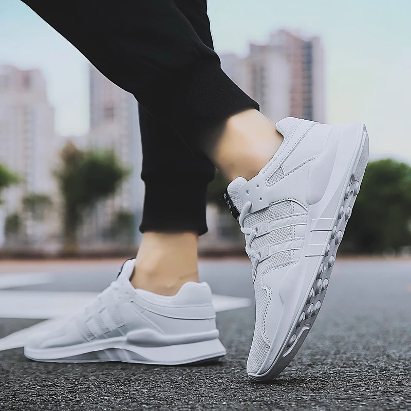 

2021 New Soft Bottom Lace Up Men's Shoes Breathable Net Surface Student Sport Shoes