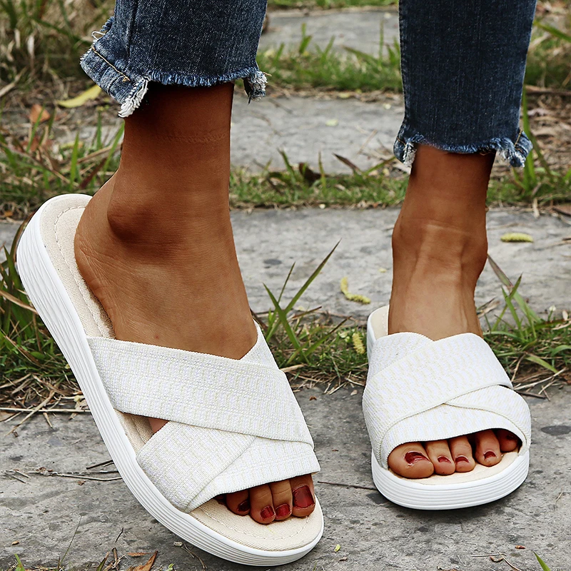 

Summer Flats Plus Size Comfort Beach Slipper Shoes Women's Slippers Platform Casual Shoes Ladies Slides Outdoor Female Sandals