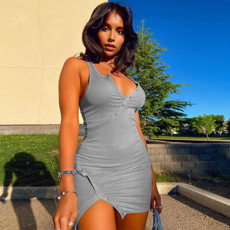 

Zoctuo 2022 Ribbed Dress Women Solid Sleeveless Buttons Patchwork Mini Dress V Neck Slit Bodycon Sexy Streetwear Party Dresses