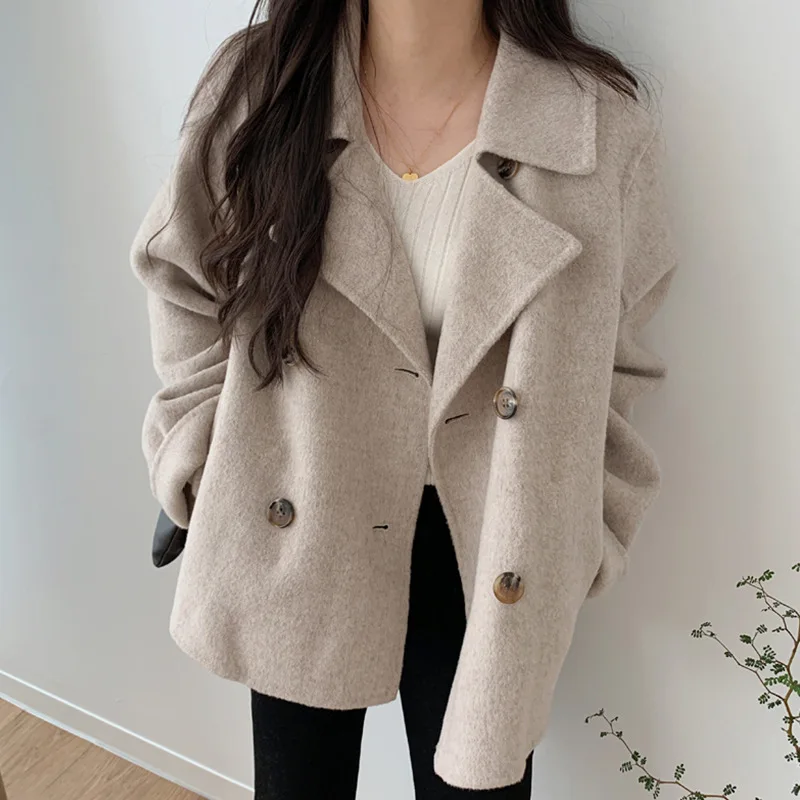 

Женское двубортное шерстяное пальто, свободное короткое пальто во французском стиле с большими лацканами и карманами, одежда на осень и зим...