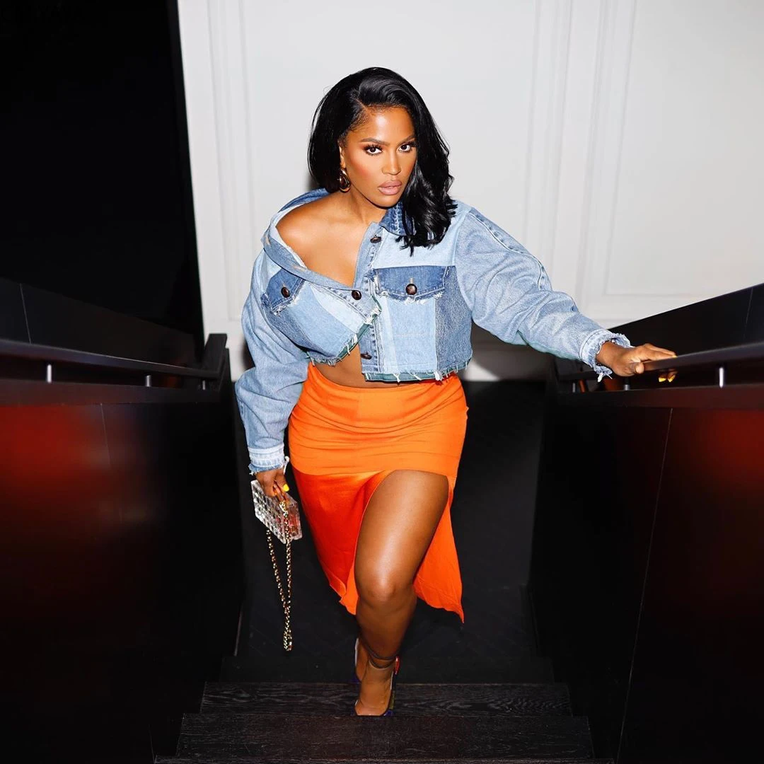 Новинка 2019 осенне-зимняя джинсовая женская куртка с капюшоном длинным рукавом в