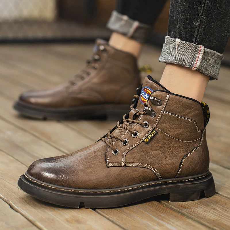 

Новые мужские ботинки на весну и осень, удобная подошва, модная обувь со шнуровкой, мужские брендовые дизайнерские уличные мотоциклетные бо...