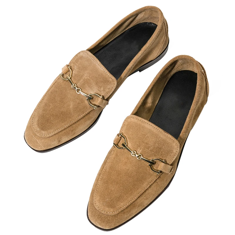 Женские замшевые лоферы без шнуровки из коровьей замши с металлическим