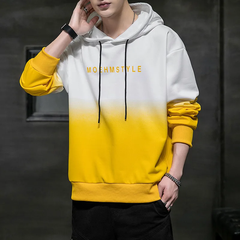 

Hoodies & Sweatshirts