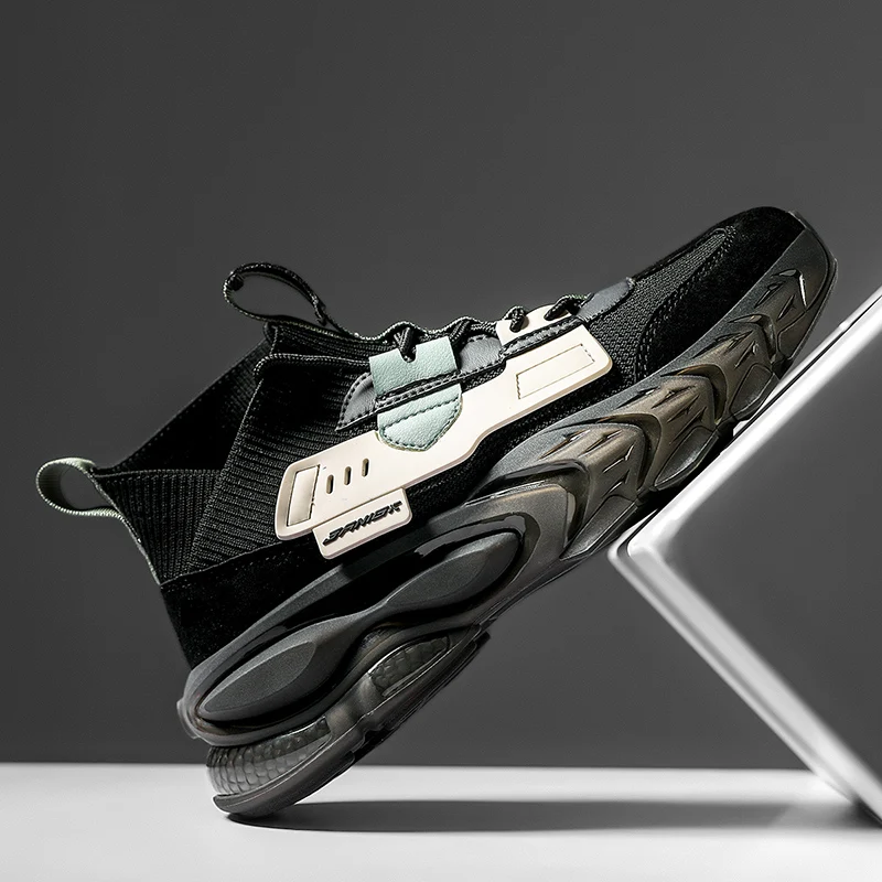 

High quality spring 2021 new men's fashion casual shoes breathable light shoes non-slip shock absorption shoes P U outsole shoes