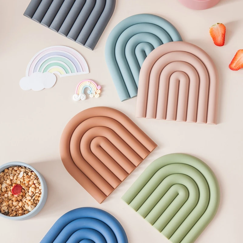 

Non Slip Rainbow Shape Silicone Heat insulation Pad Tableware Placement Stackable Cup Mat Coasters Home Tabletop Decorative