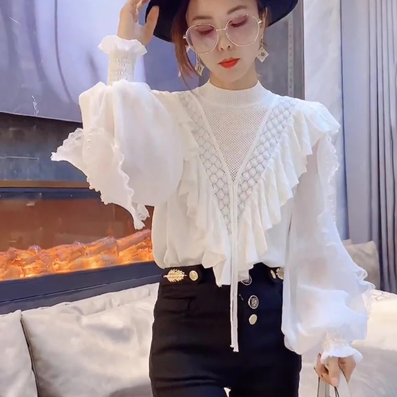 

2021 Early Autumn Style Temperament Lantern Sleeve Tops Women's Fashion Laceing Nail Bead Lotus Stitching Knit Shirts Female