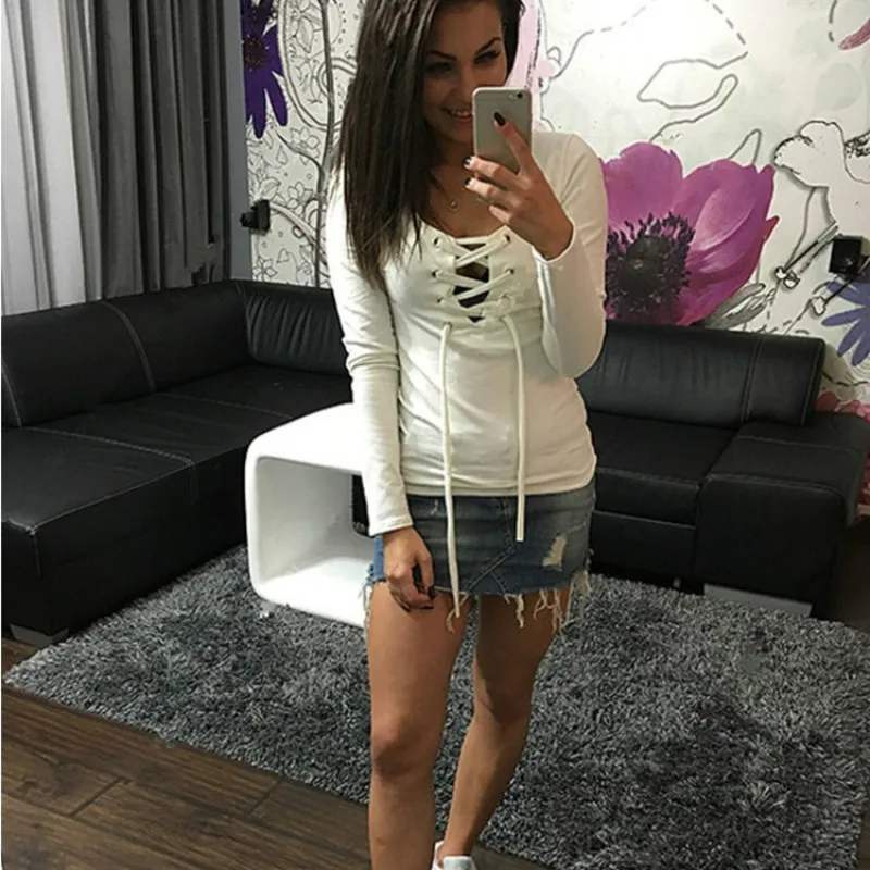 Женская футболка на шнуровке с V-образным вырезом | одежда