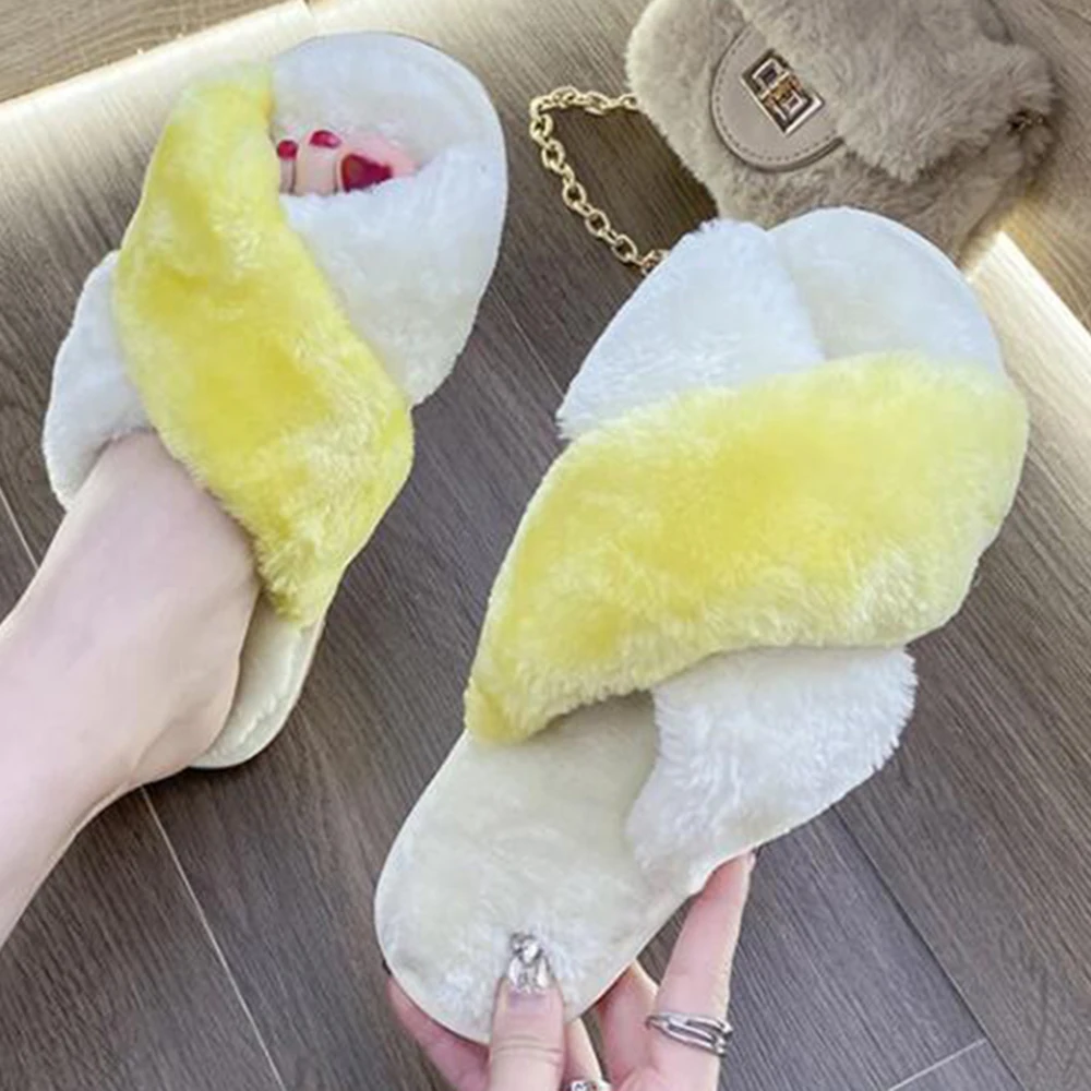 Зимние женские тапочки из искусственного меха модная теплая обувь слипоны на