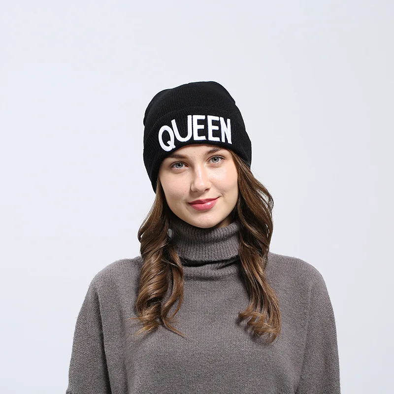Король Королева письмо вязанные шапочки с вышивкой Унисекс Осень Зима Открытый