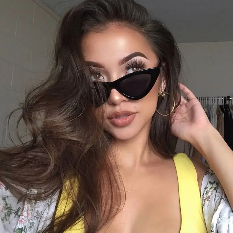 

Retro Cat Sunglasses Vintage Fashion Eye Sunglasses Eyewear Women Triangular Sun Glasses Beach Sunglasses