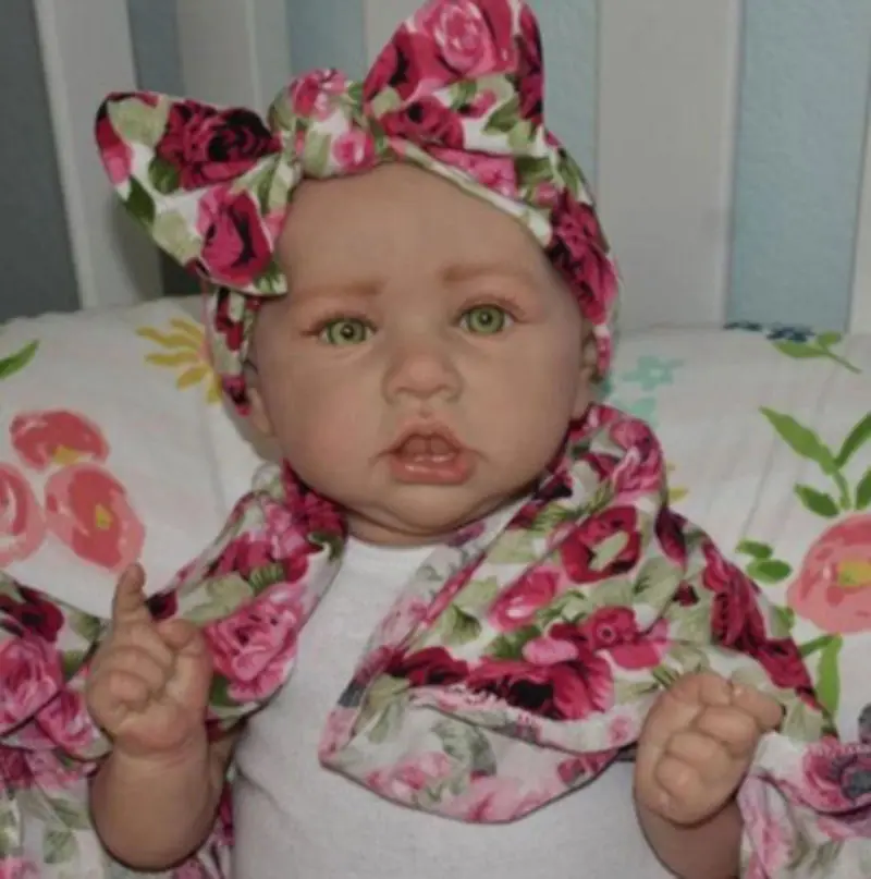 

23'' Lifelike Vinyl Crooked Mouth Reborn Baby Doll Bath Toy 58CM Green Eyes Full Silicone Handmade Baby Girl Dolls Kids Gifts