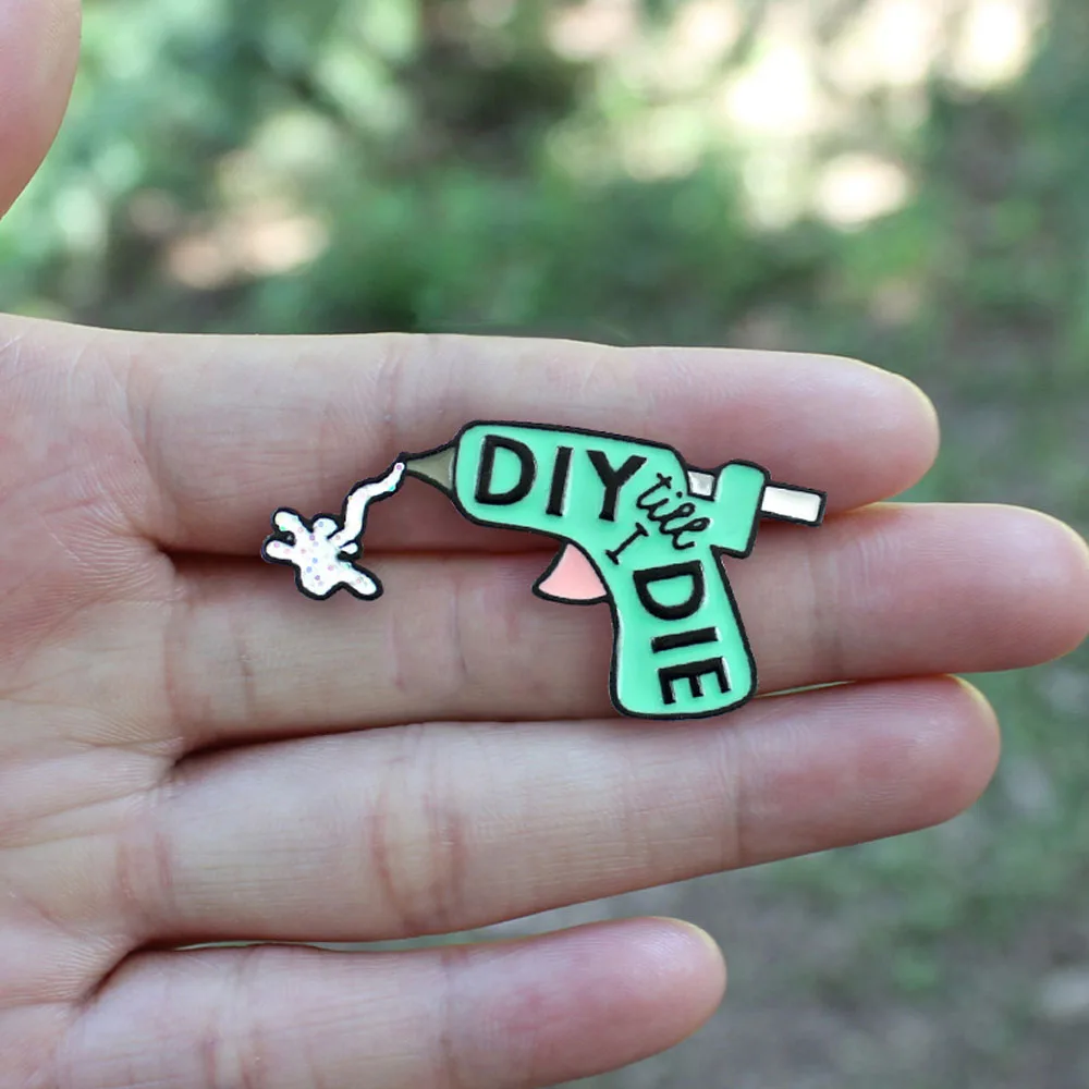 Креативная мультяшная брошь с пистолетом-распылителем модная сделай сам клеевым