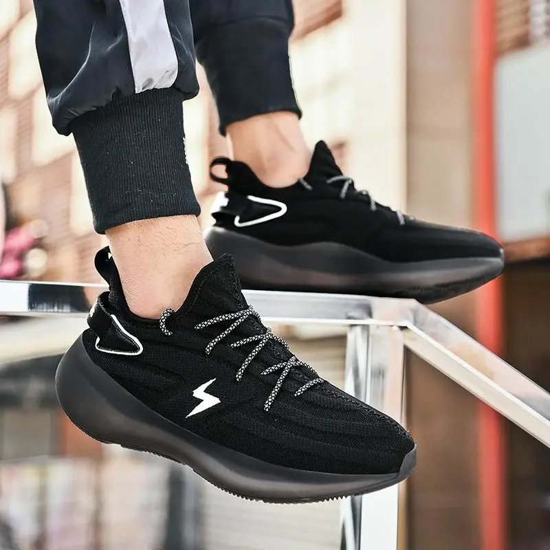 

2021 New Men Running Shoes Mesh Breathable Men's Shoes Flying Woven Breathable Trendy Fashion Sneakers Cushioning Mens Sneakers