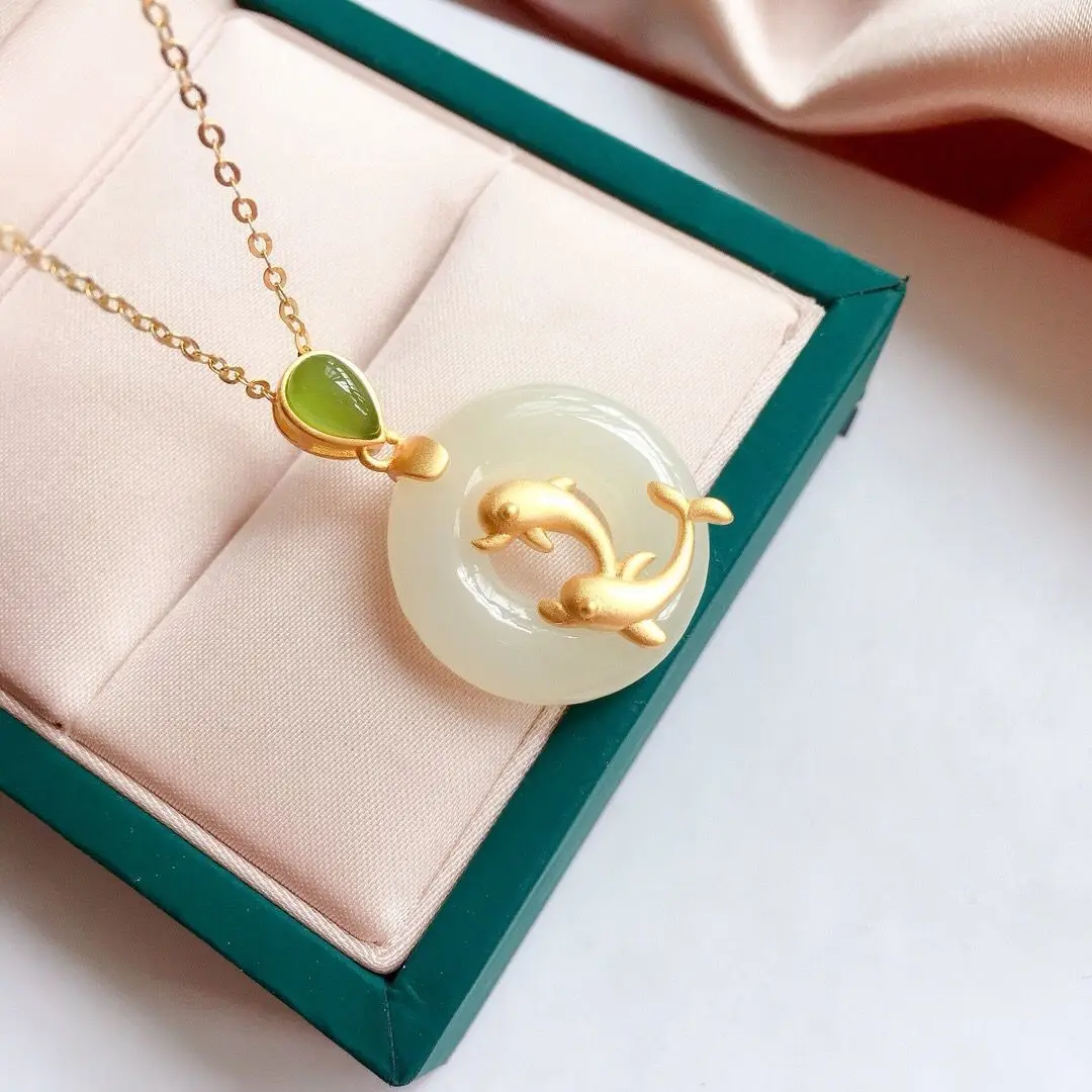 

S925 Sterling Silver Inlaid Natural Hotian Jade Pendant Pisces Pendant Peace Buckle round Pendant Clavicle Chain Jewelry Ladies