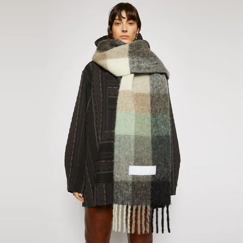 

2020 new autumn and winter multicolor thickened Plaid women's scarf AC the same length warm shawl for men and women's scarves