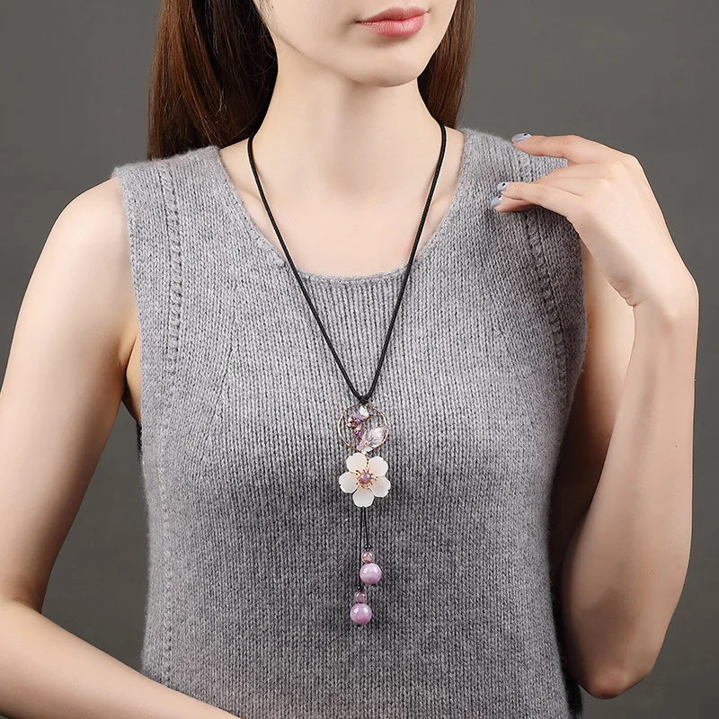 

fashion flowwer with butterfly female pendant necklace shiny crystal wedding ball valentine gift