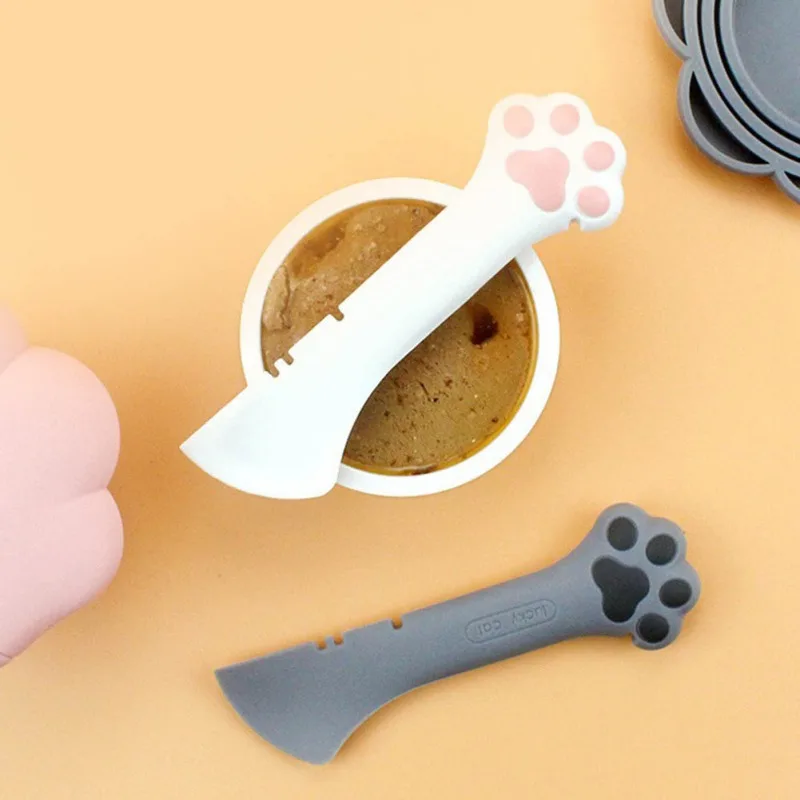 

2021 NEW 100% high-quality household products household products Silicone Can Used For Storage Of Wet Food For Dogs And Cats