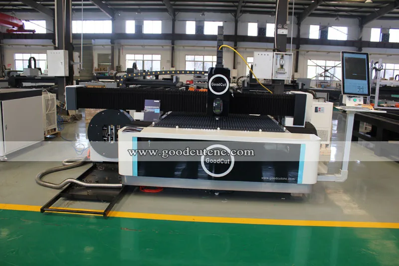

high precision 700w 750w cnc plates and pipes fiber laser cutting machine 3000*1500mm