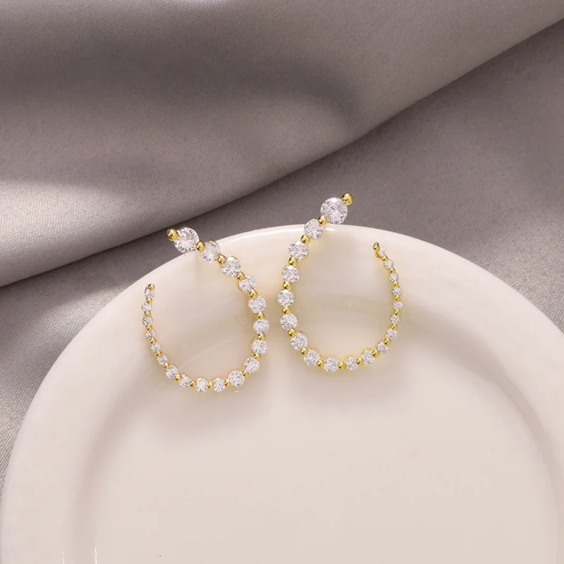 

Unique Design Shiny Cubic Zirconia U-shaped Earrings for Women Single Row Crystal Long Earrings Brincos Fasion Jewellery