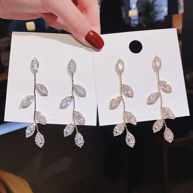 

YAOLOGE Zircon Rhinestone Leaf Long Tassel Earrings For Women Luxurious Vintage Earrings Wholesale Earrings 2021 Trend